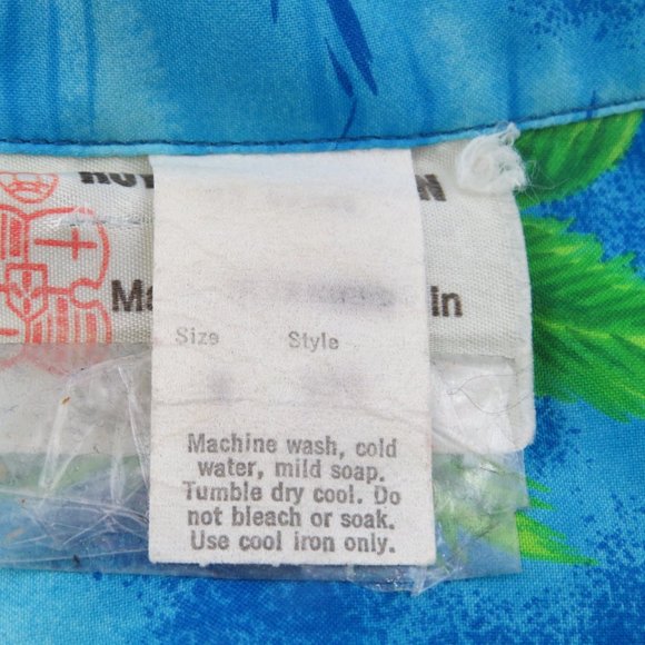 Vintage Hawaiian Aloha Shirt - Island Kon Tiki Pattern Royal Hawaiian - Medium - Picture 12 of 12